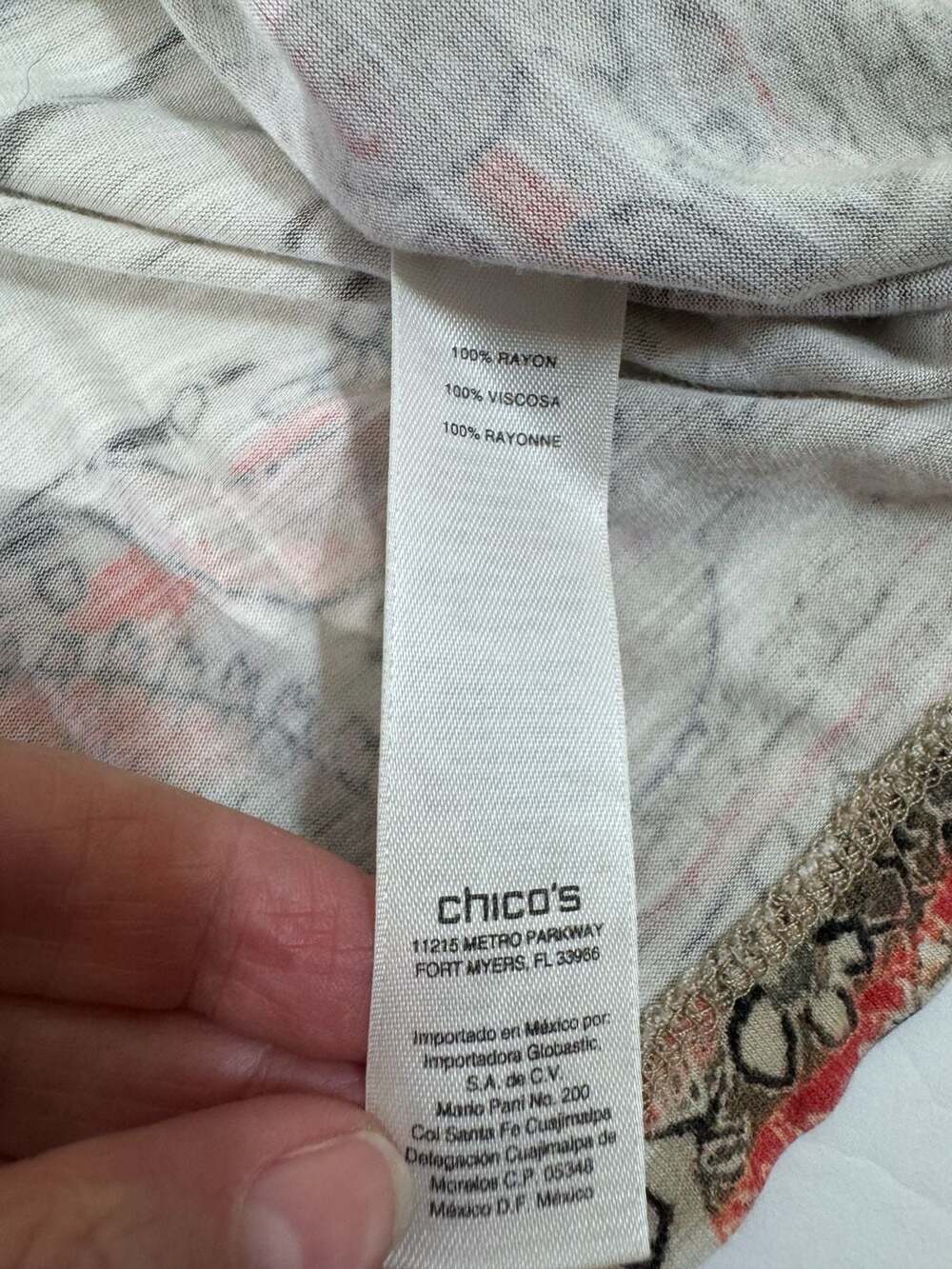 Chico's Size 1 Paisley Print Tie-Front Long Sleeve Top Medium - Picture 5 of 7
